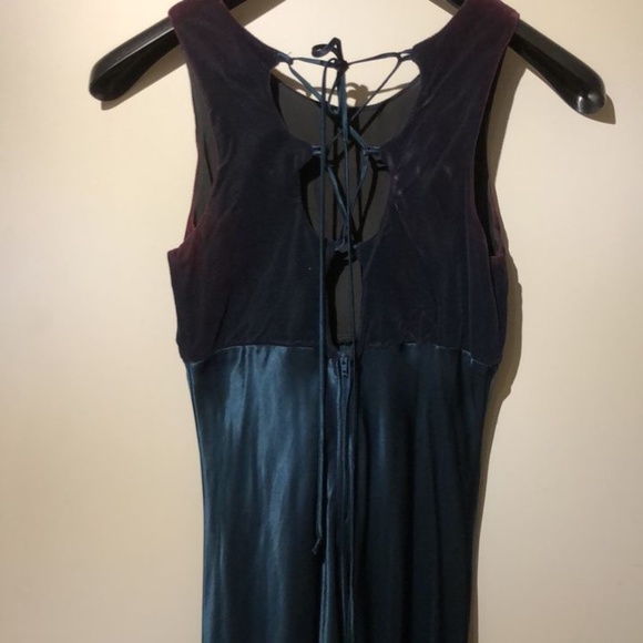 Robe soirée - Picture 1 of 2